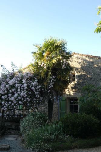 Hostal O 4 Saisons De Breilbon