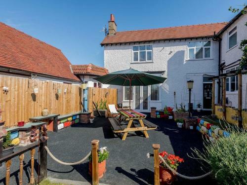 Tufty's Place-uk31419