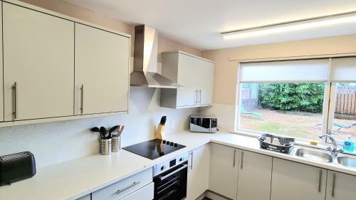 Attractive Double Room 5 In Inverness City Centre