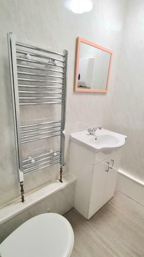 Attractive Double Room 5 In Inverness City Centre
