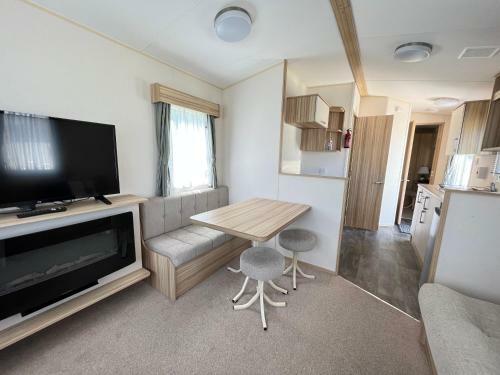 Mallard Corner, Cosy Cotswold Lakeview Lodge