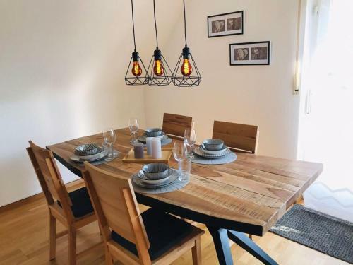 Apartamento Sch�ne Ferienwohnung Mit Viel Platz Und Parkplatz