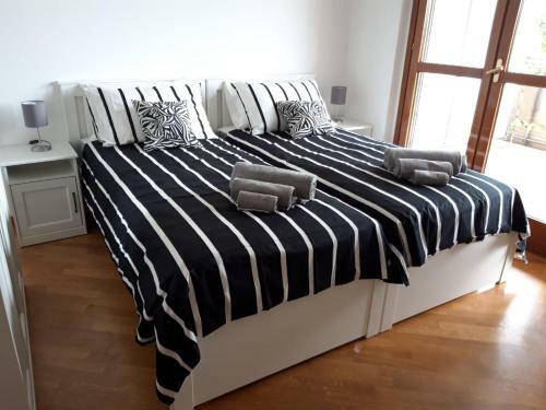 Hostal Bedandbreakfast Eni Torri Lombarde San Donato Bbqueen