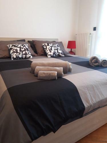 Hostal Bedandbreakfast Eni Torri Lombarde San Donato Bbqueen