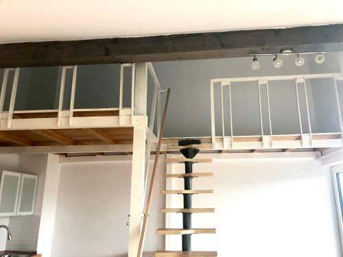 Apartamento No 10 Schnuckeliges Dachgeschoss-atelier Studio