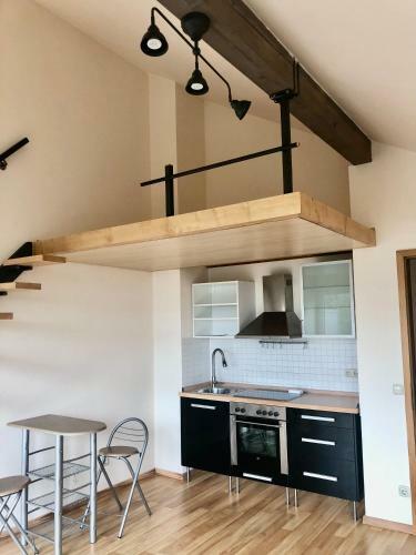 Apartamento No 10 Schnuckeliges Dachgeschoss-atelier Studio