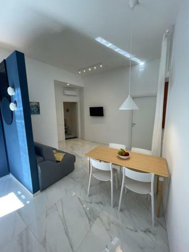 Apartamento Pierrot E La Luna House Salerno Centro