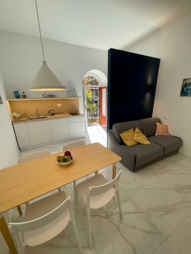 Apartamento Pierrot E La Luna House Salerno Centro