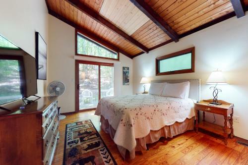 Shea Chalet