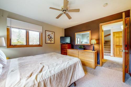 White Mountain Retreats