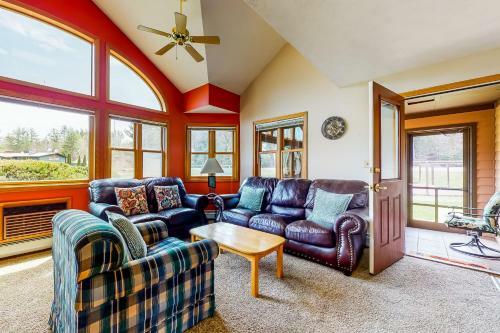 White Mountain Retreats