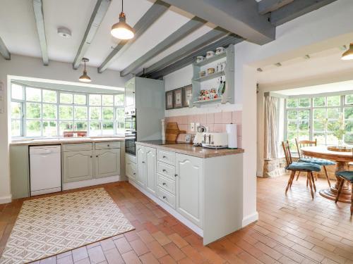 Wood Cottage