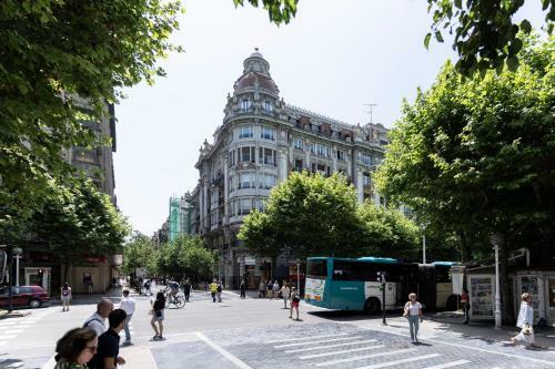Royal Beach Apartment - Sshousing
