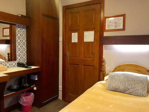 Hostal Atlantic Guest House