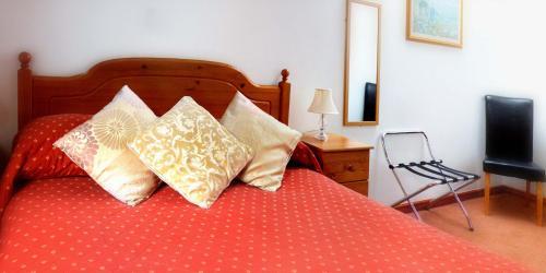 Hazelbrook Bed & Breakfast