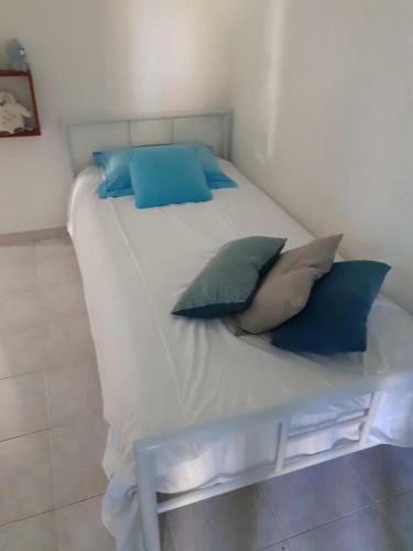 Charmante Maison, 3 Pi�ces, 2 Chambres Avec Jardin