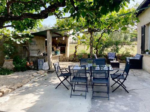 Bastide de Charme Au C?ur D?un Domaine �questre