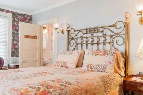 Bed & Breakfast Captain Mey's Inn