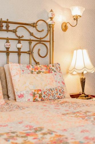 Bed & Breakfast Captain Mey's Inn