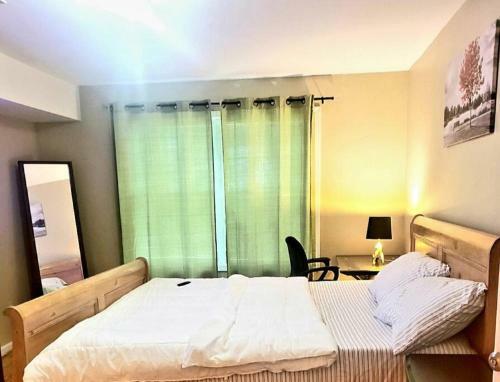 Lovely 3-bedroom Apartment With Free Parking