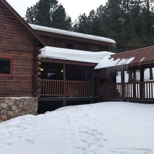Apartamento Angelfire Cabins- Entire Private Cabin Getaway