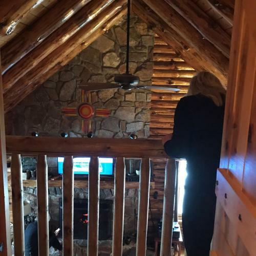 Apartamento Angelfire Cabins- Entire Private Cabin Getaway