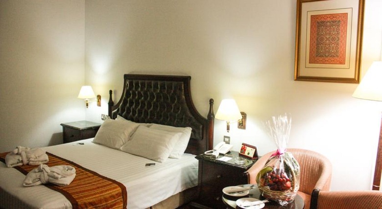 Hotel Mayfair