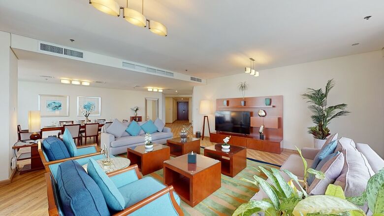 Hotel Oasis Beach Tower