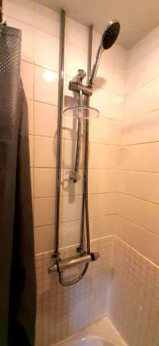 Cheerful 3 Bedroom Townhouse 2 Ensuite Bathrooms
