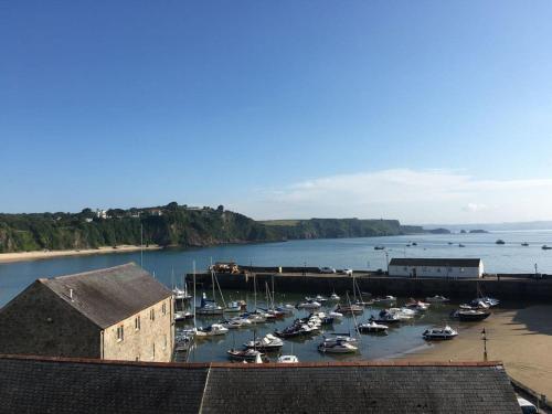 Tenby Heights