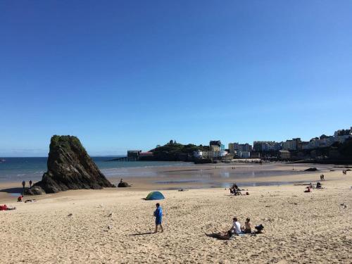 Tenby Heights