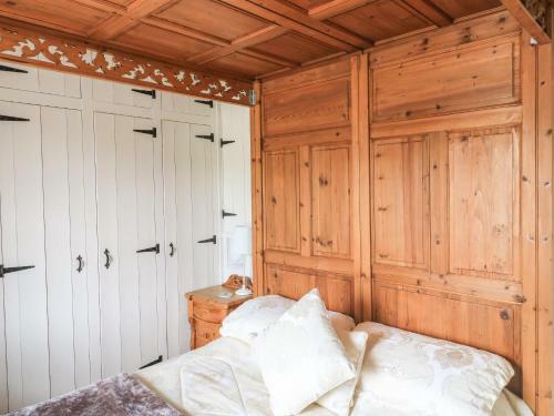 Three Sisters Holiday Cottage