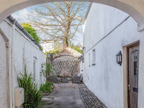 Lovely Stunning 2-bed Cottage In Torquay