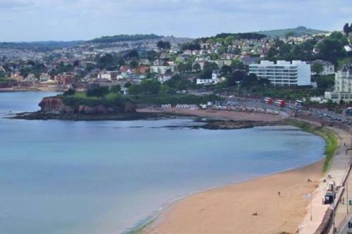 Lovely Stunning 2-bed Cottage In Torquay