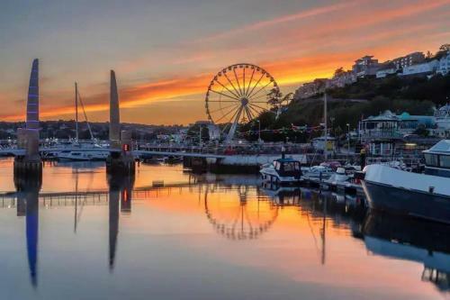 Lovely Stunning 2-bed Cottage In Torquay