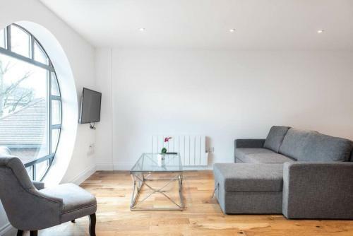 Large Apartment Close To London Br1 II