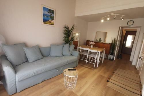 Apartamento Cosy Duplex For 4 In Giens With Parking