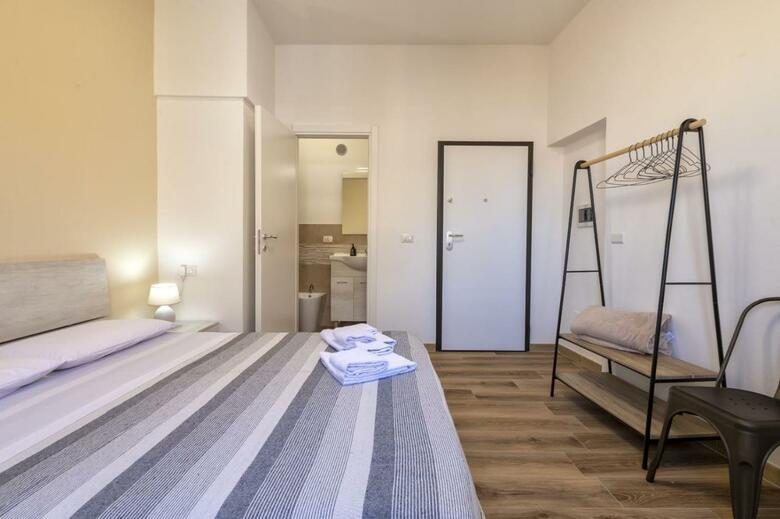 Hostal Vico Rooms