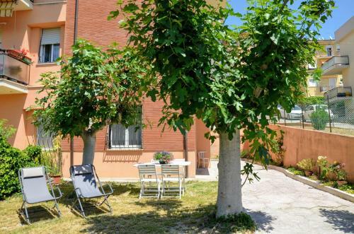Casa Serena In Centro Con Giardino E Posto Auto - Garden And Parking