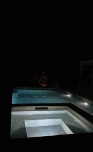 East Hampton Summer Home With Pool & Hot Tub