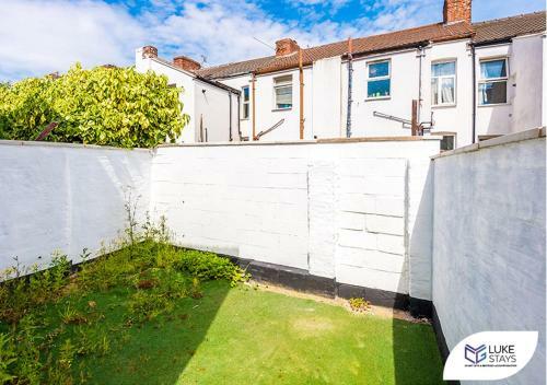 Apartamento ?stunning 5 Bed House ?wifi ?yard ? Wallasey?