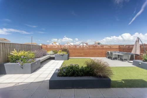 Villa Beside The Sea & Beach - Panoramic Sea Views
