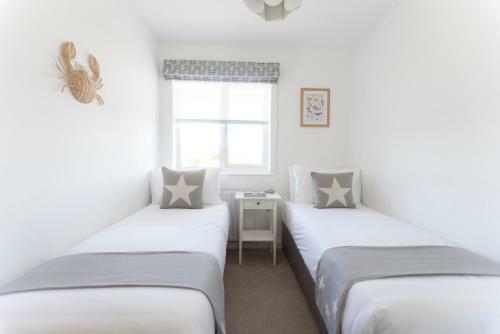 Villa Beside The Sea & Beach - Panoramic Sea Views