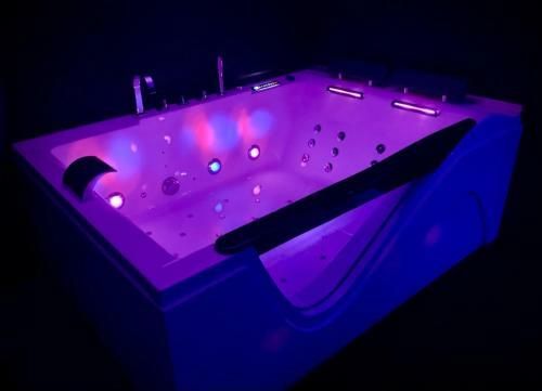 Hostal Love Room Du Pavillon
