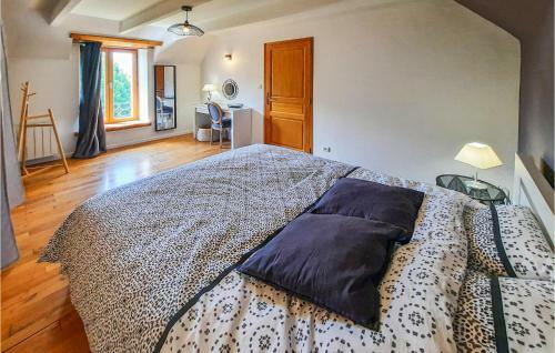 Nice Home In Kerlouan With Wifi And 5 Bedrooms