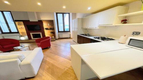 Apartamento Duomo Apt With Spectacular Terrace - Sleeps 6