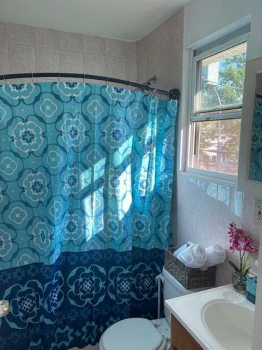 Apartamento Cheerful One Bedroom Studio With Free Parking/wifi