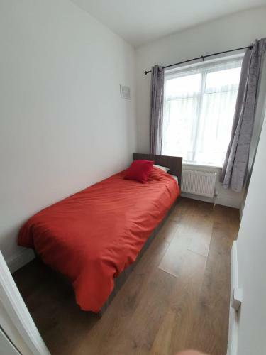 Apartamento Lovely 2-bedroom Ground Floor Flat With Garden
