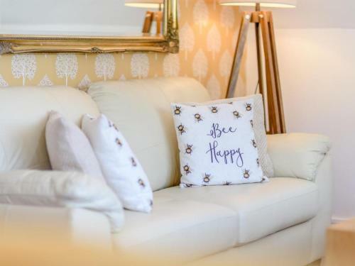 Waters Edge Apartment