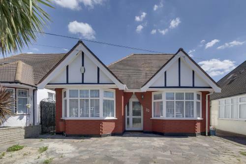 Flourish Apartments - Marlborough House - Ilford